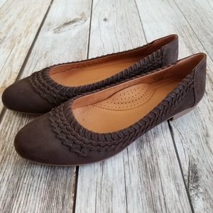 LL Bean Flats Slip On Shoes fit size 10, maybe 10.5.